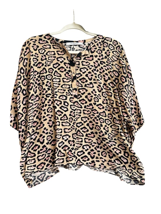 Givenchy Tops - Givenchy Paris 100% Silk Leopard Print Oversized Kimono Blouse Size 40 US 8